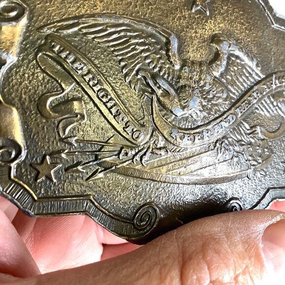 Vtg 1975 Keep And Bear Arms 2nd Amendment Belt Buckle Gander Mountain Lewis - Picture 5 of 5